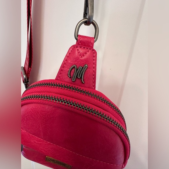 Montana West Pink Western-Inspired Crossbody / Sling Bag - Picture 3 of 8